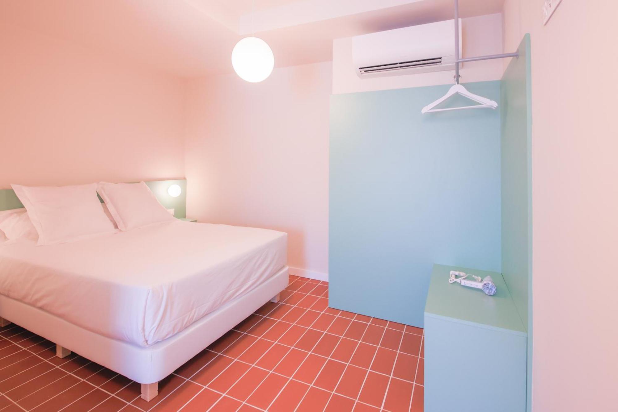 Terra Aurea Aparthotel サロウ エクステリア 写真